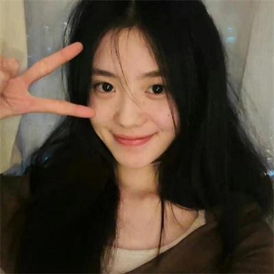 葛洛莉亚·贝尔